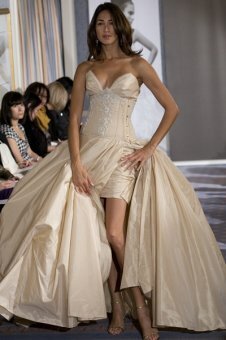 Ball Gown Strapless Floor-length Wedding Dress