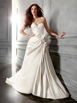 A-Line Sweetheart Rosettes Silk Chapel Train Wedding Dress