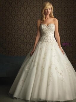 Ball Gown Sweetheart Tulle Satin Court Train Appliques Wedding Dresses