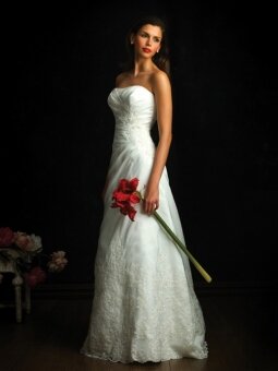 A-line Sweetheart Taffeta Floor-length Lace Wedding Dresses