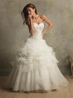 Ball Gown Sweetheart Organza Court Train Pick-Ups Wedding Dresses