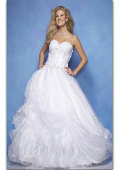 Ball Gown Sweetheart Applique Tulle Floor-length Wedding Dress