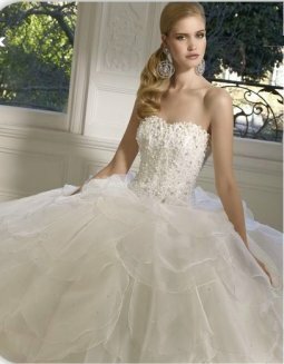 Ball Gown Sweetheart Beading Organza Floor-length Wedding Dress