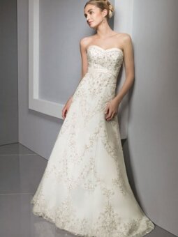 A-line Sweetheart Lace Satin Court Train Beading Wedding Dresses