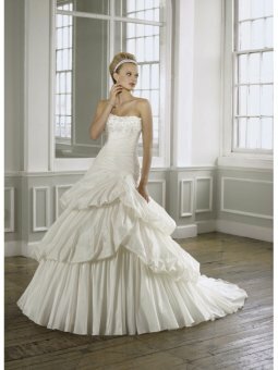 Ball Gown Strapless Embroidery Taffeta Chapel Train Wedding Dress