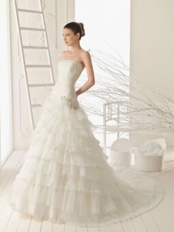 A-line Strapless Organza Lace Chapel Train Ivory Tiered Wedding Dress
