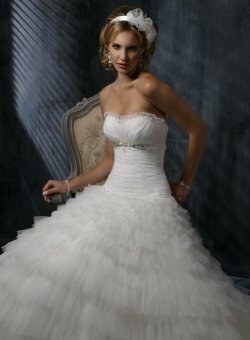 Ball Gown Sweetheart Beading Chiffon Sweep Train Wedding Dress