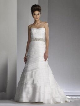 A-Line Sweetheart Organza Floor-length Wedding Dress