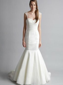 Trumpet/Mermaid Straps Tulle Chapel Train White Ruched Wedding Dress