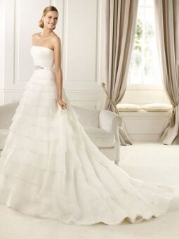 Organza Strapless A-line Style With Tiered Ruffle Skirt 2013 Wedding Dresses