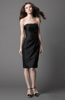 Sheath/Column Strapless Ruffles Satin Black Knee-length Dress
