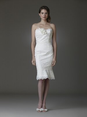 Sheath/Column Strapless Lace Knee-length Flower(s) Wedding Dresses
